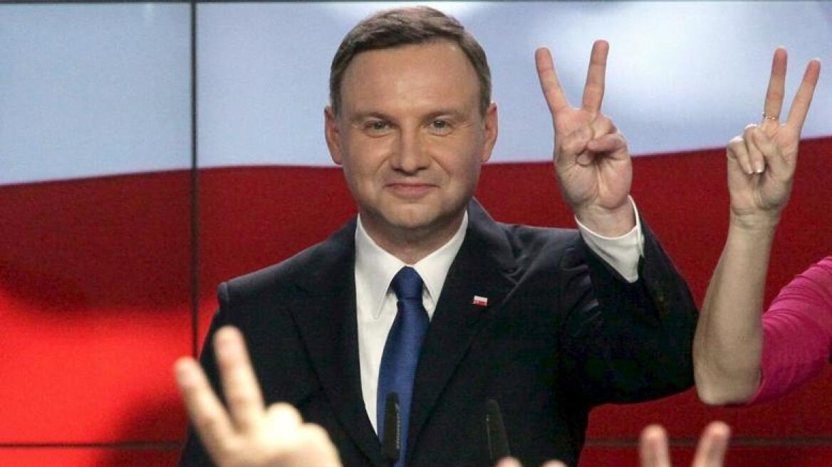 Πολωνία: Προειδοποίηση στην κεντρώα κυβέρνηση η νίκη Ντούντα στις προεδρικές εκλογές 